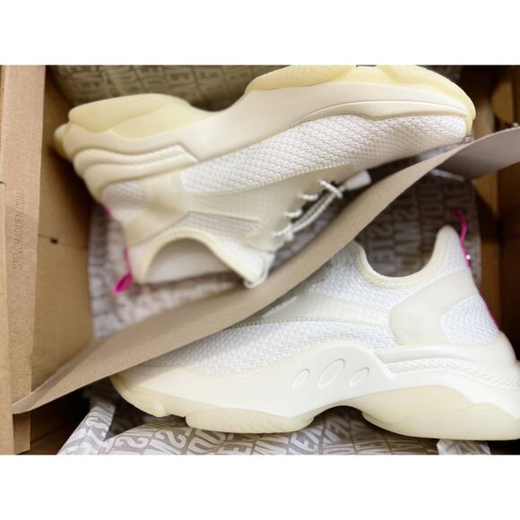 Steve Madden Myles Low Top Chunky Heel Athletic Sneakers White Size 8.5M NWB - Picture 10 of 16